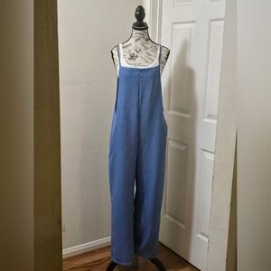 Baby Blue Sleeveless Jumpsuit/Overalls Withb Pockets. Light Material